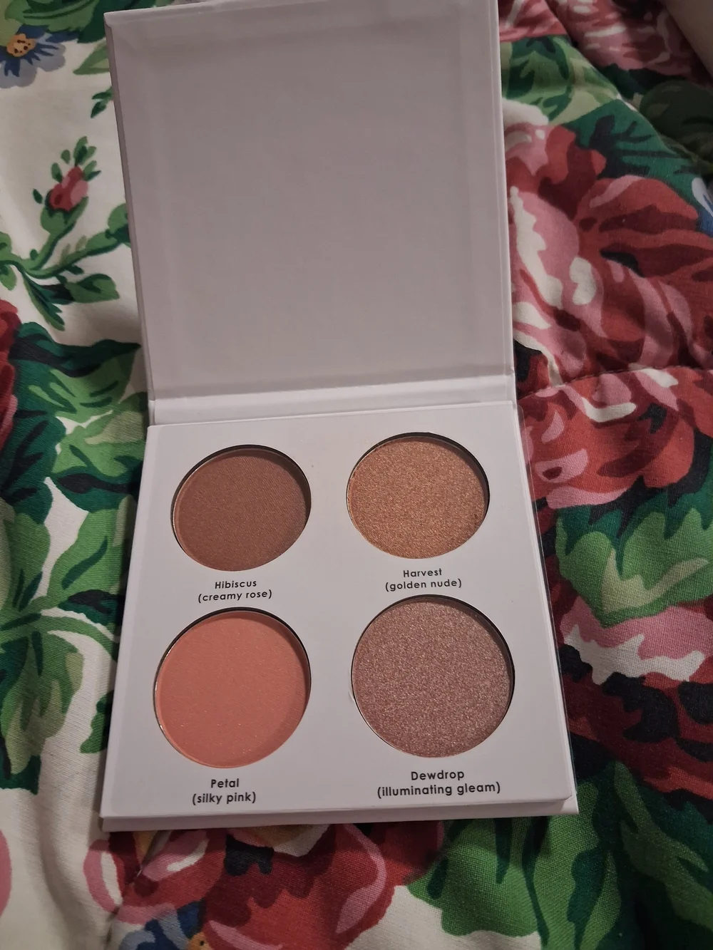 Four-Shade Face Palette — Pink & Gold Tones